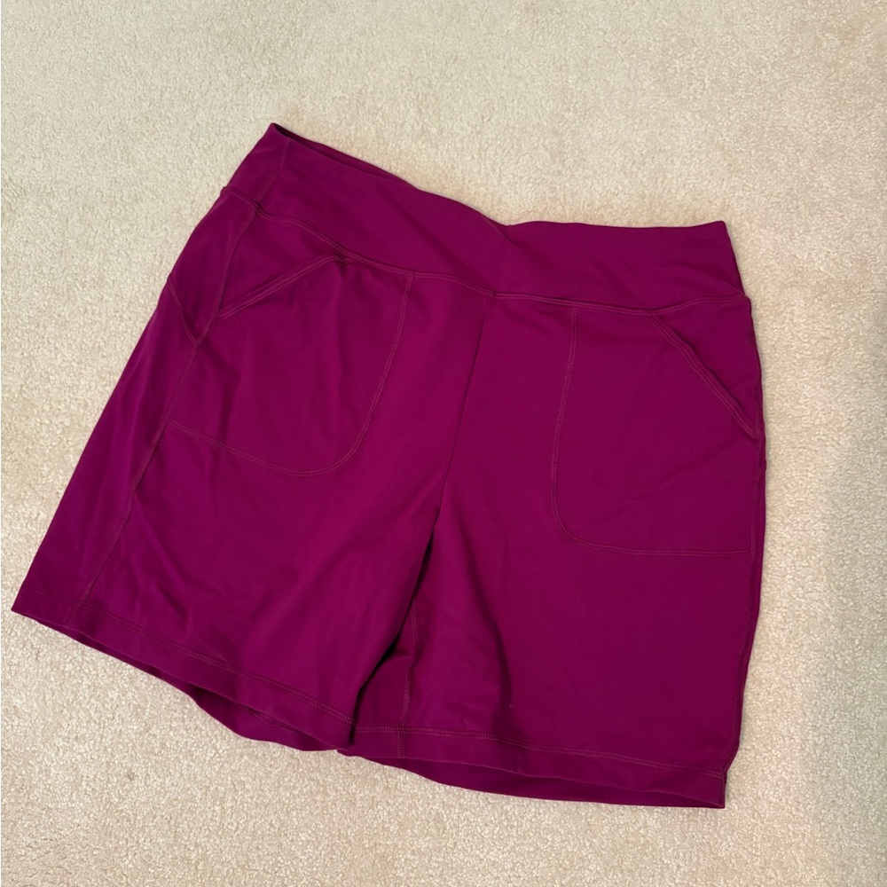 Women's NoGA Classic 7" Shorts